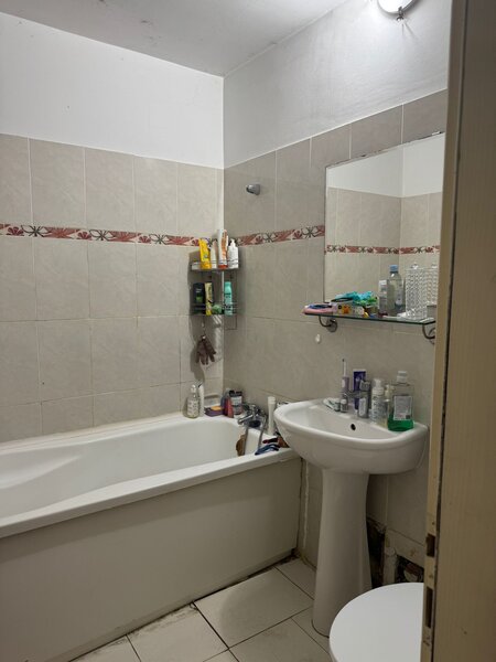 Berceni, Piata Sudului